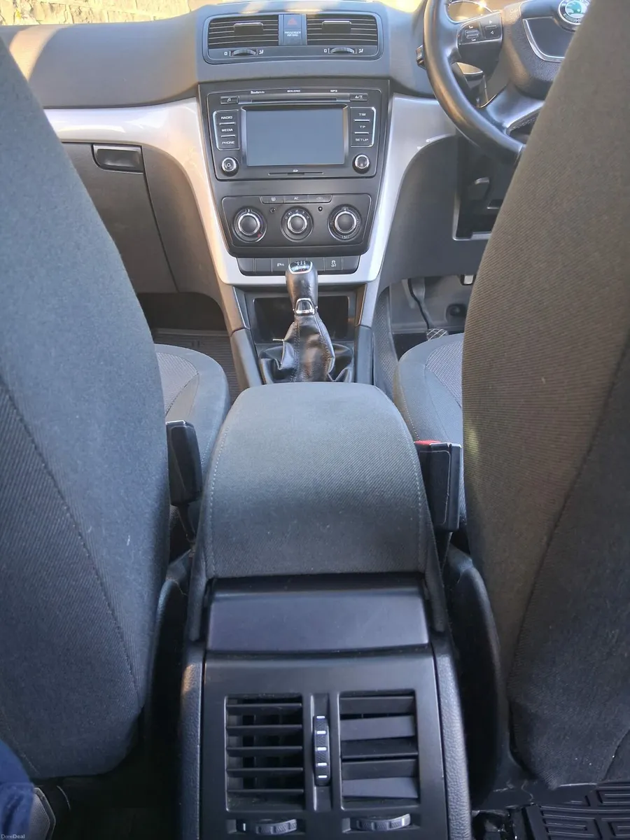 Škoda Yeti 4x4 2.0 tdi 170hp Elegance - Image 3