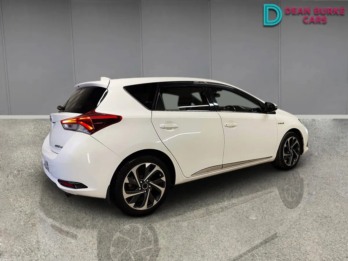 Toyota Auris 2016 - Image 3