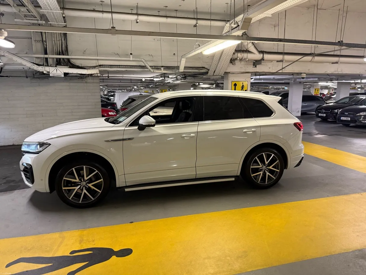 Volkswagen Touareg - Image 3