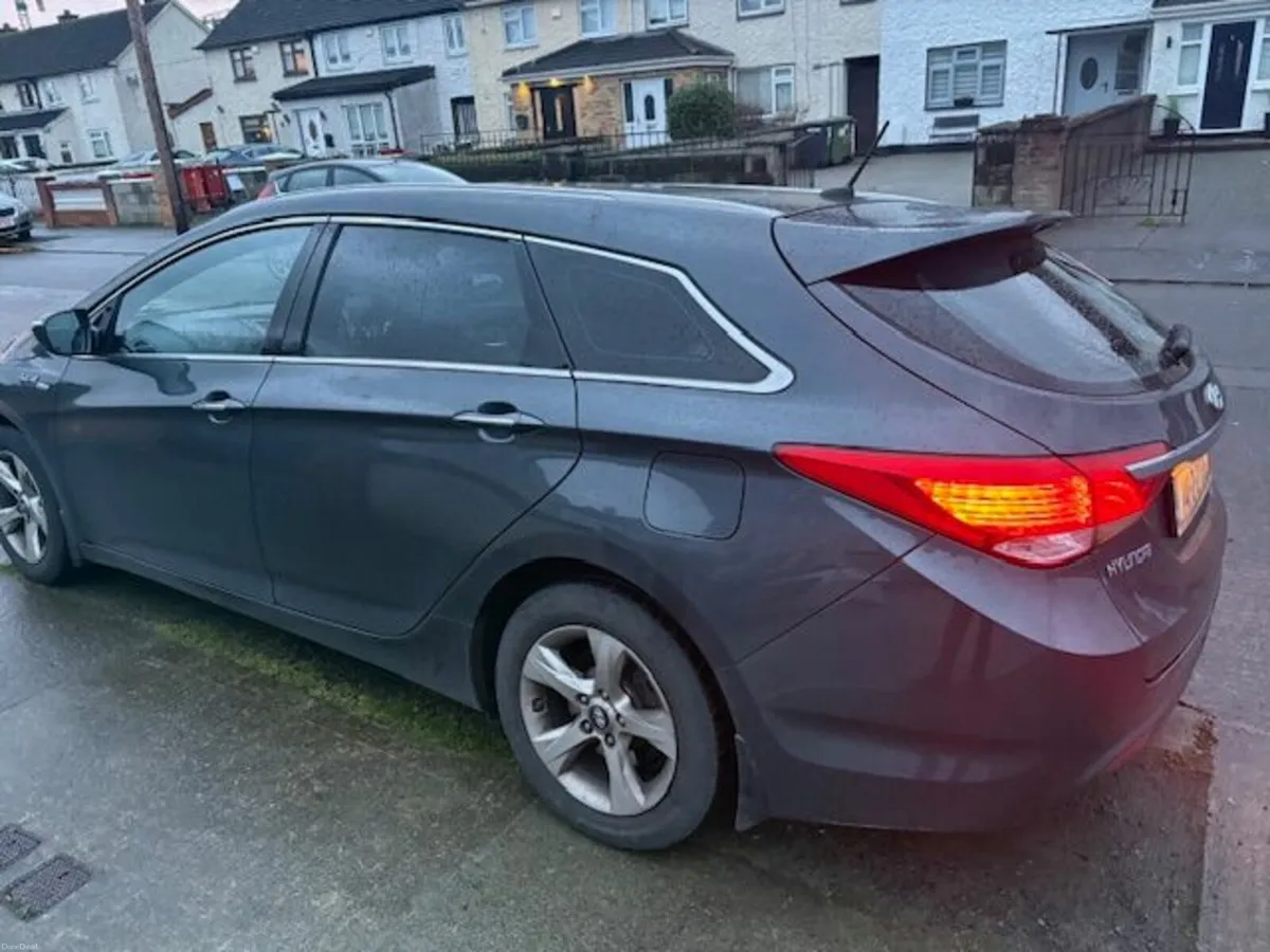 2014 HYUNDAI i40 ESTATE **CLUTCH KIT REPLACED** - Image 3