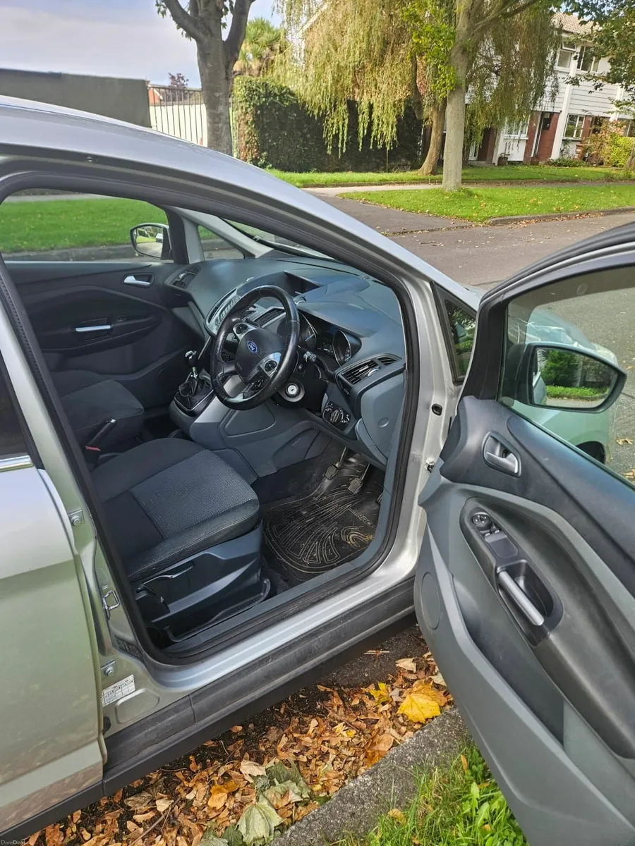 Ford C-Max 2011 nct 05/26 - Image 2