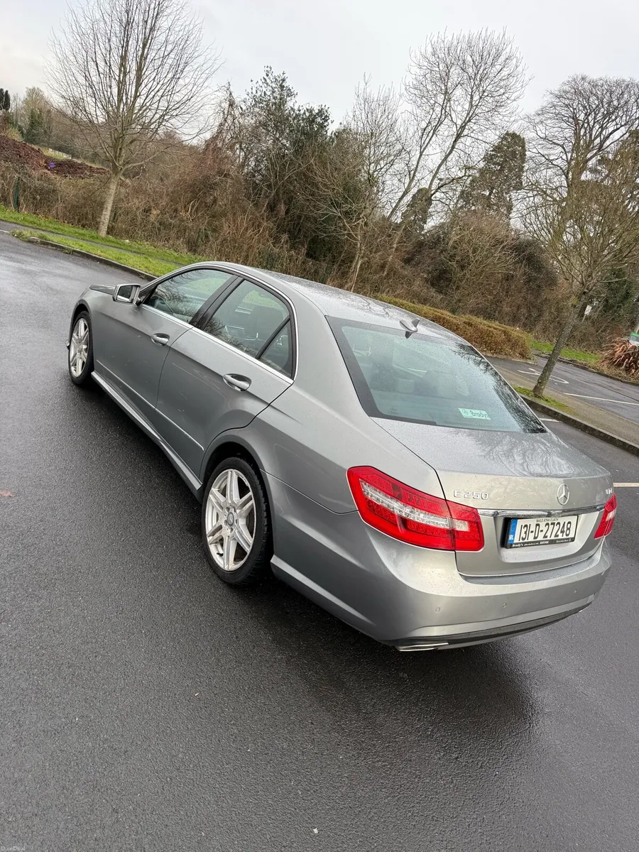 Mercedes E250 AMG - Image 3