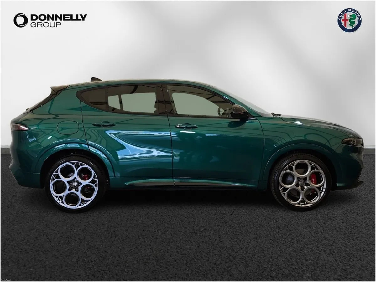 Alfa Romeo Tonale Hatchback Tributo Italiano - Image 2