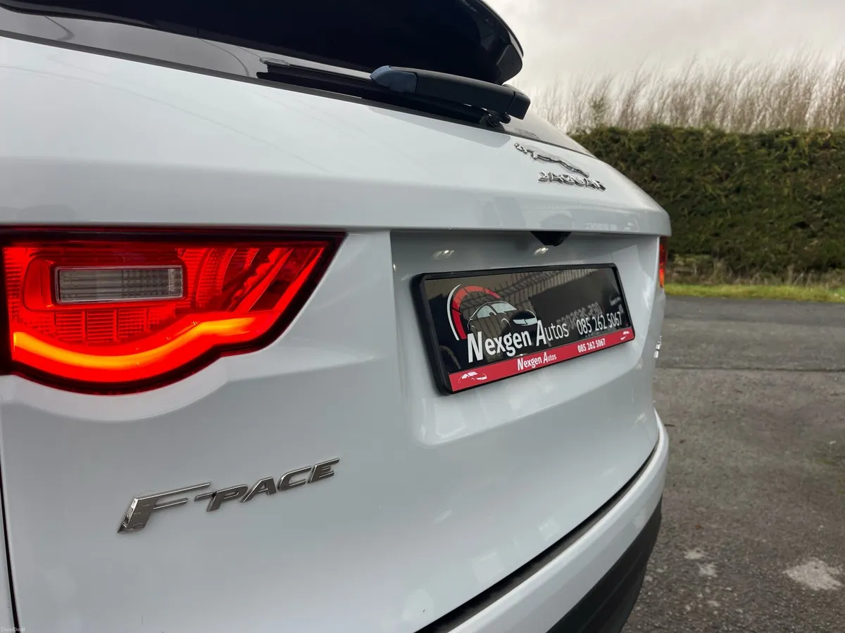 Jaguar F Pace R Dynamic AWD 240HP - Image 2