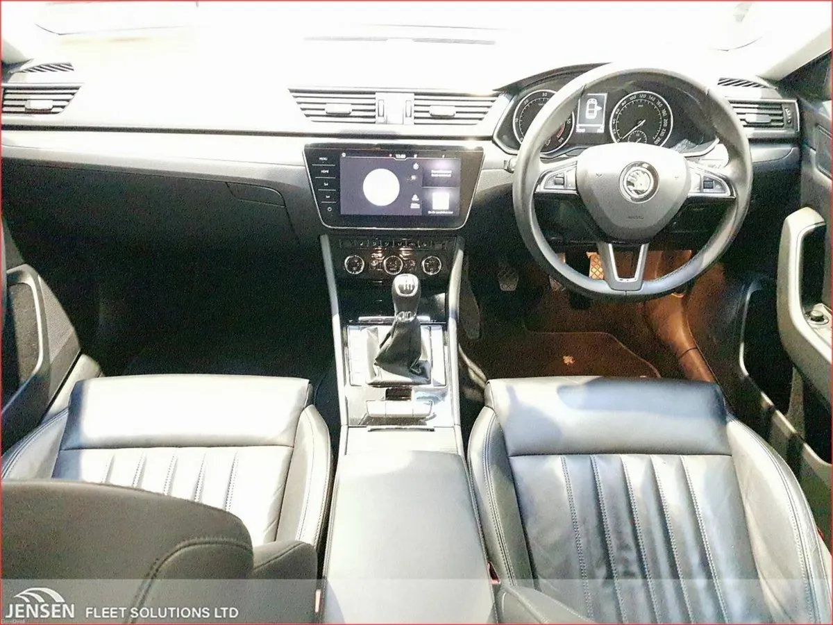 Skoda Superb 1.6 TDI 120bhp Style Manual T/Belt do - Image 4