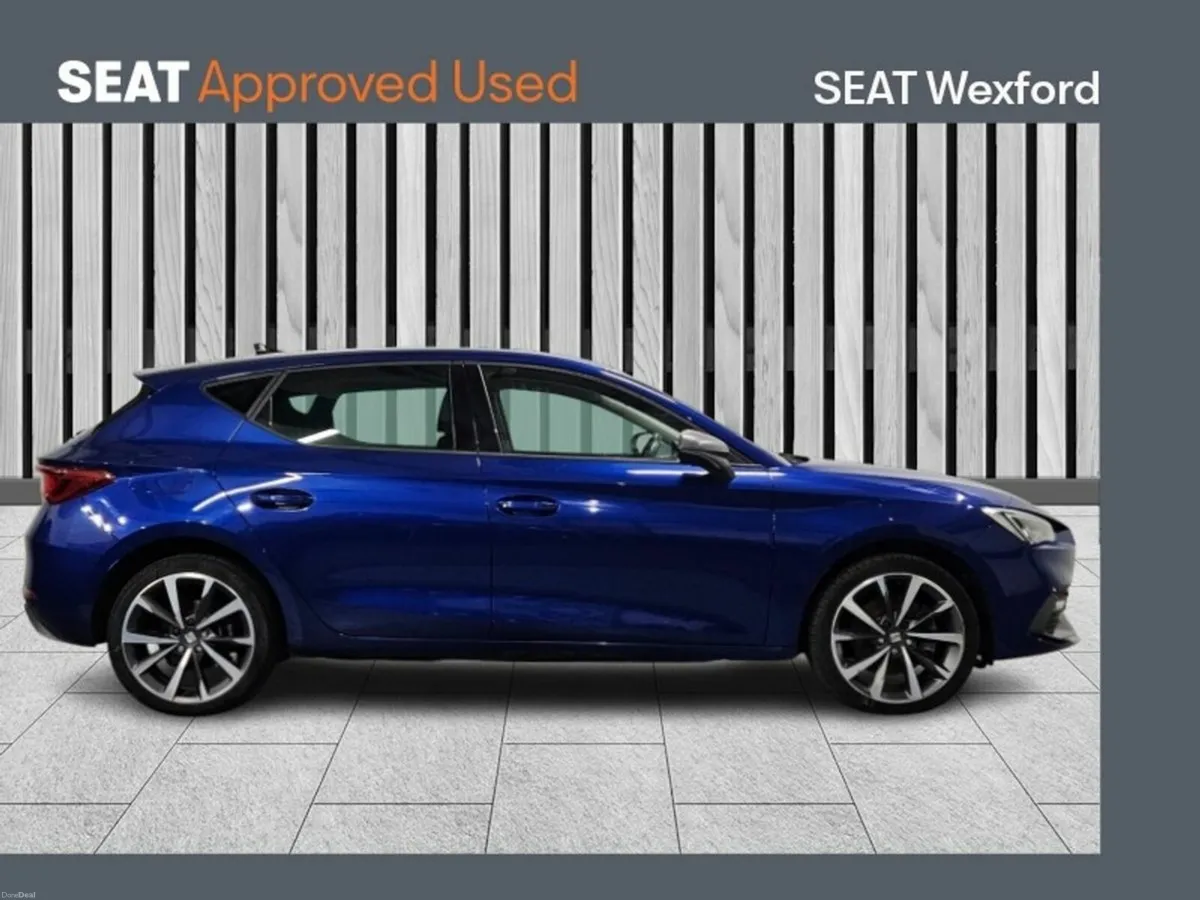 SEAT Leon e-Hybrid 204hp DSG FR €361 Per Month - Image 4