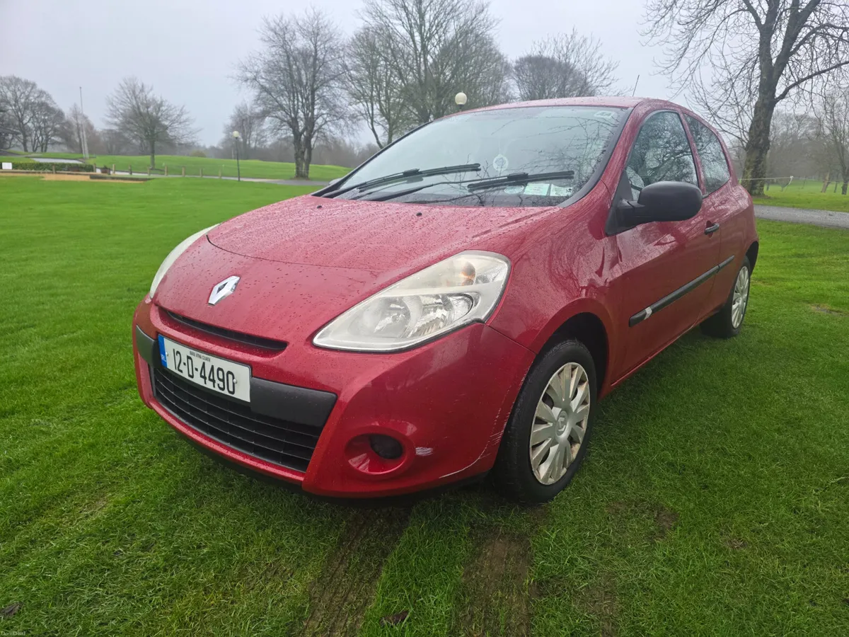 Renault Clio 1.1 petrol - Image 2