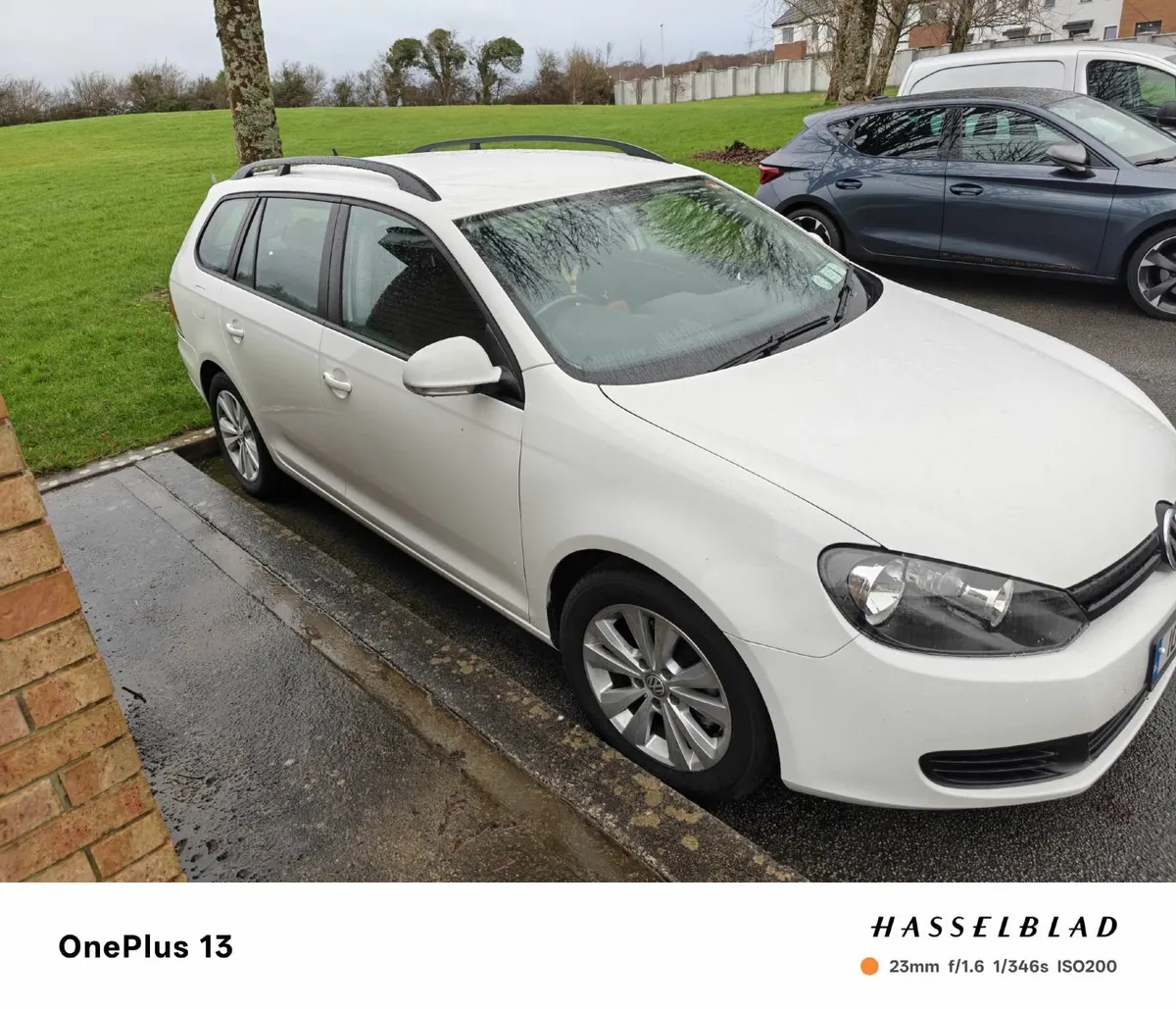 Volkswagen Golf 2010 - Image 2