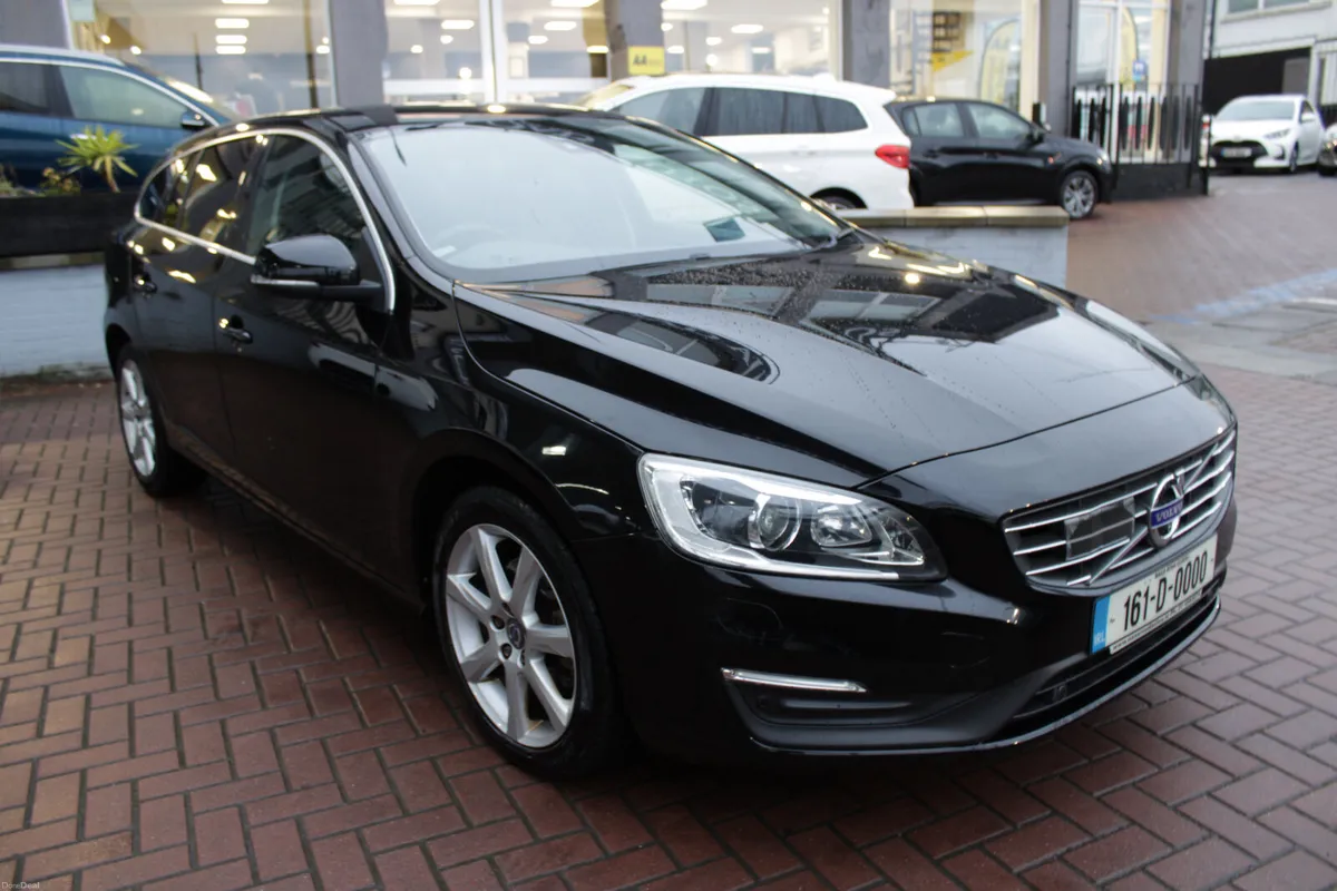 2.0D4 SE LUXURY EDITION  5DR ESTATE AUTOMATIC MINT - Image 2