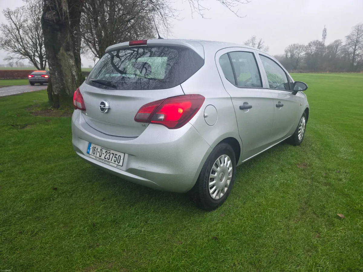 Opel Corsa 2016 1.4 petrol - Image 2
