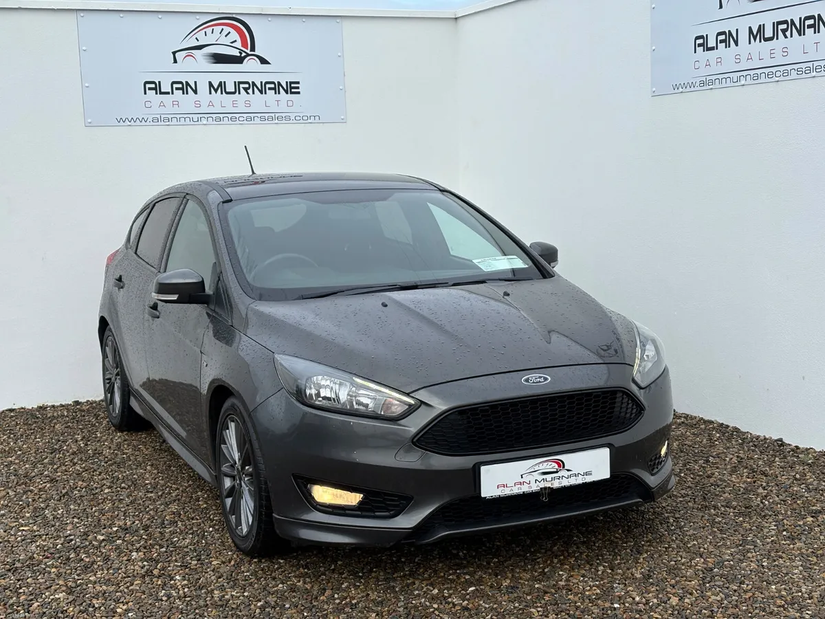 FORD FOCUS ST-LINE 2018 LOW MILAGE - Image 4