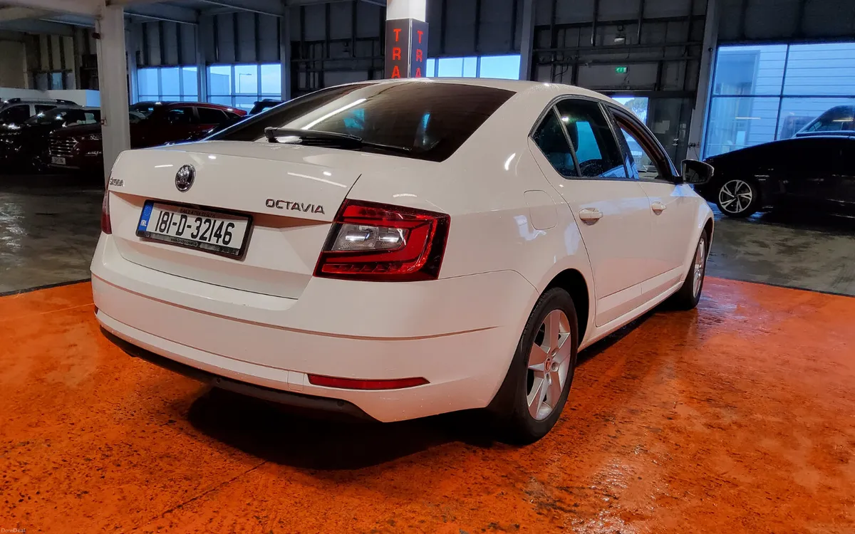 Skoda Octavia 2018 - Image 4