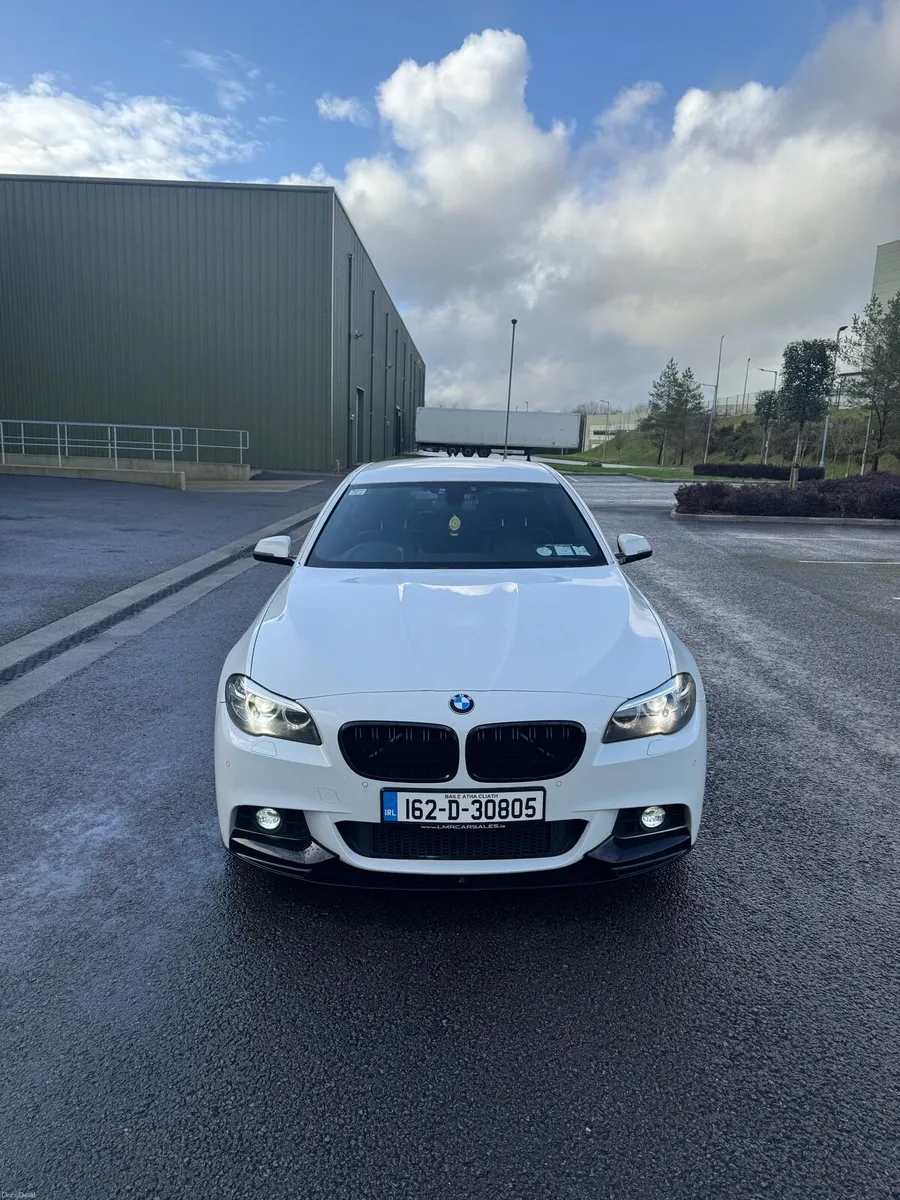 162 BMW 520D F10 M-SPORT M-PERFORMANCE - Image 2