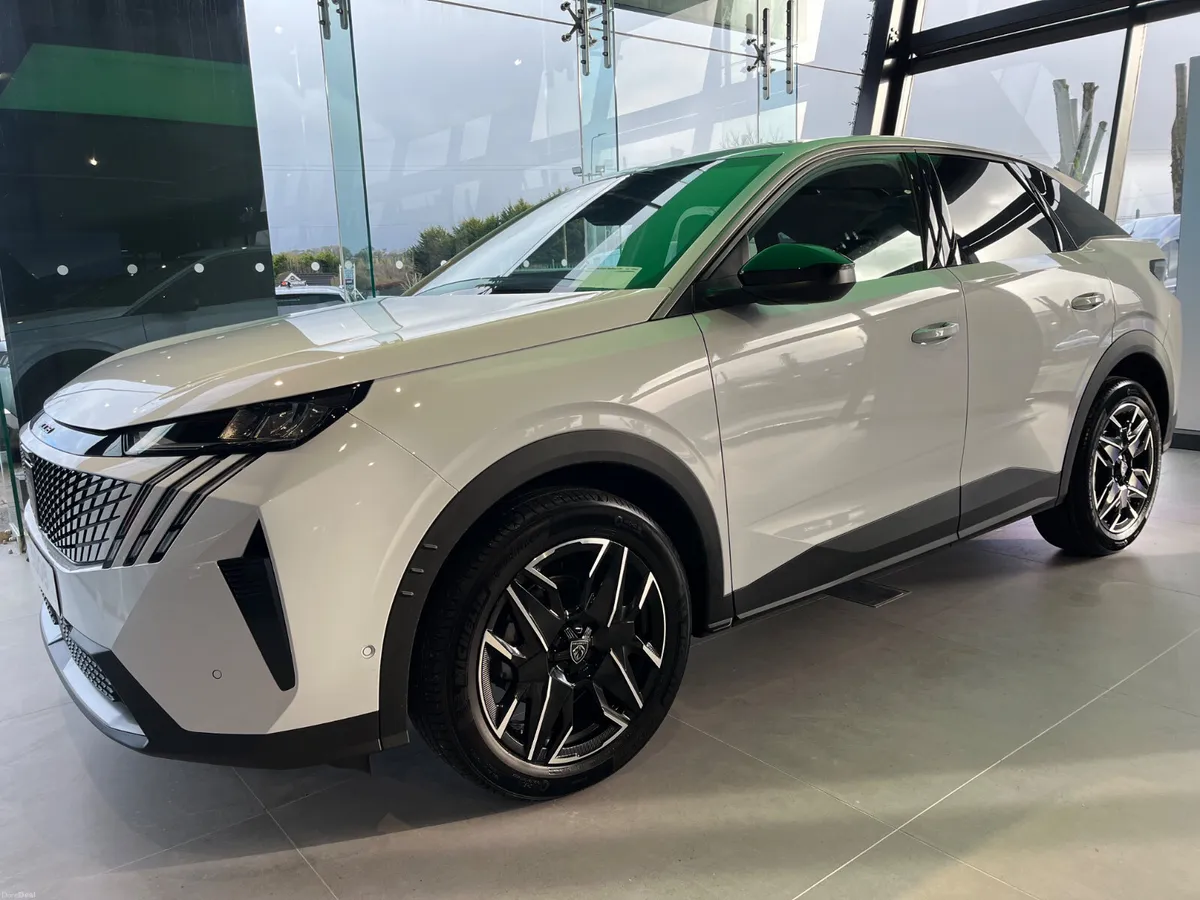 Peugeot 3008 Allure Hybrid - Image 2