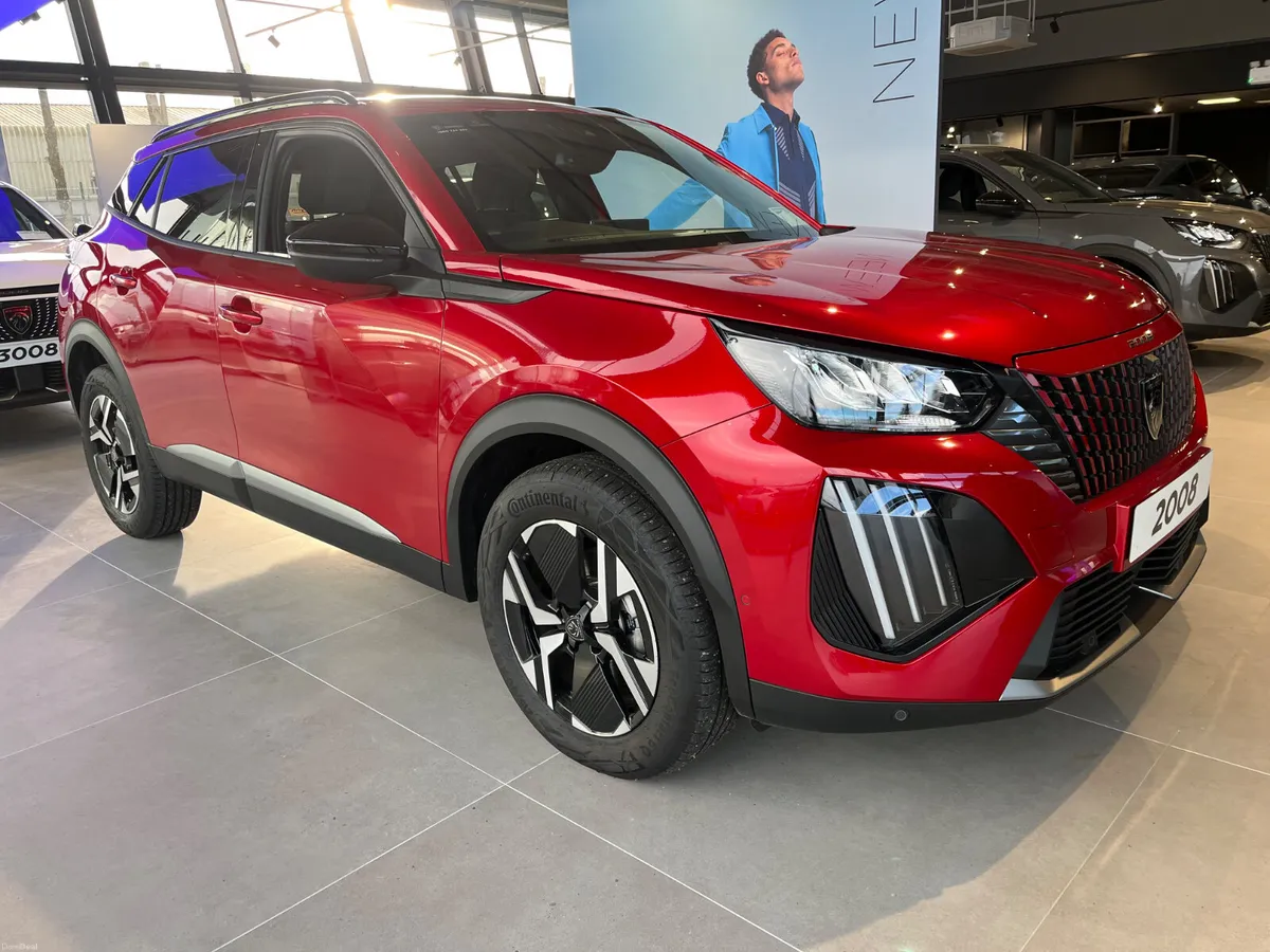 Peugeot 2008 Allure Hybrid - Image 5