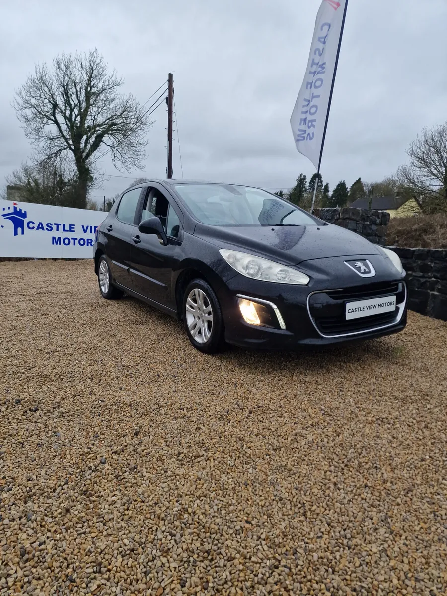 11 Peugeot 308 84 miles New nct - Image 1