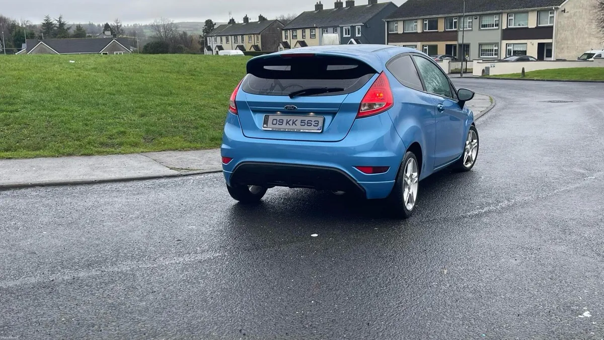 09 Ford fiesta 1.6 petrol nct &tax - Image 1