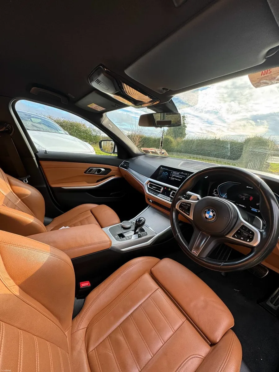 BMW 3-Series 2020 - Image 4