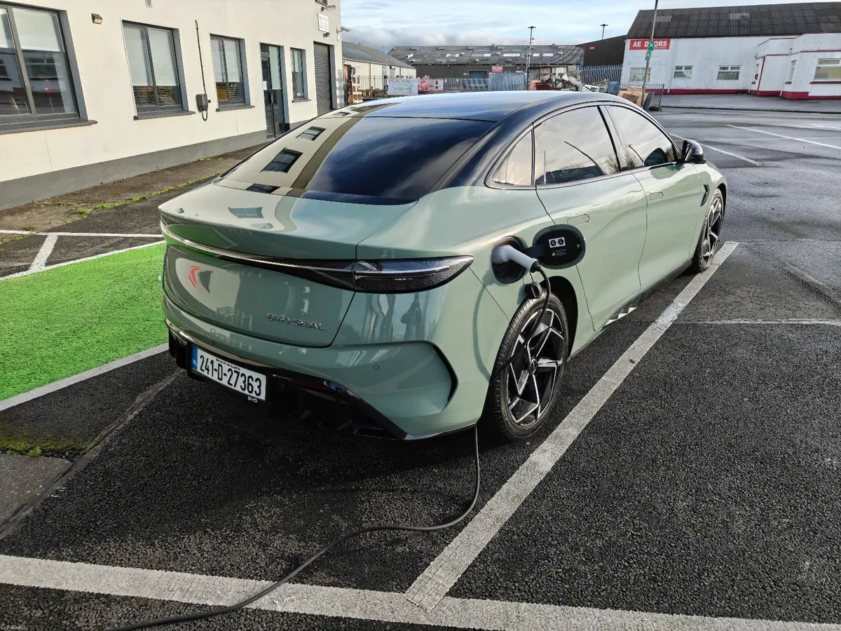 BYD SEAL 2024 - Image 4