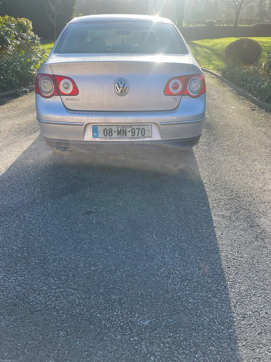 VW Passat 2008 - Image 1