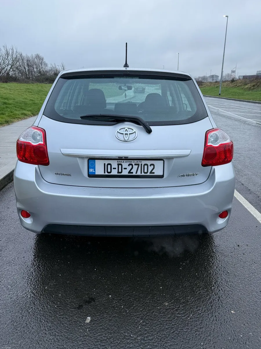 Toyota Auris 1.33 Petrol Low mileage 77000km - Image 3