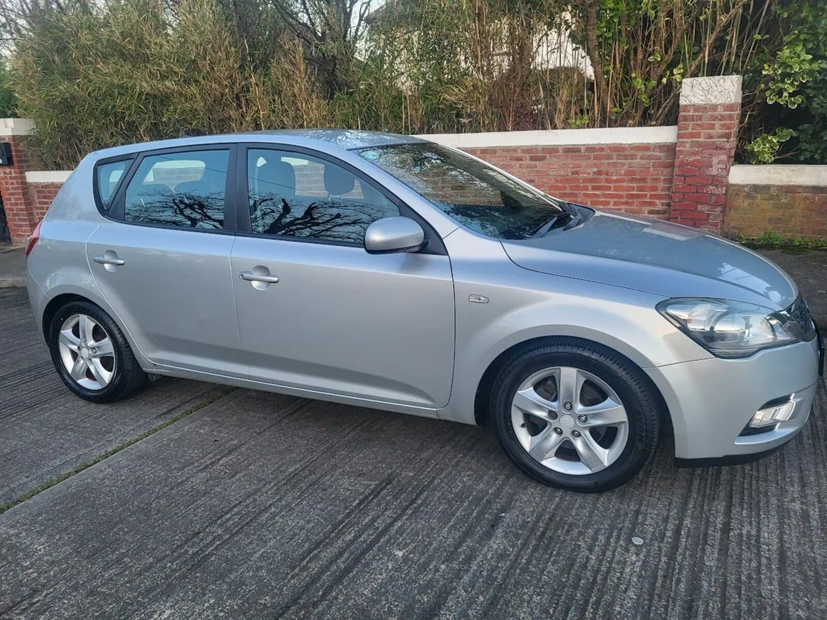 KIA CEED 1.6 Diesel | 106,000m | New NCT Apr 2027 - Image 2