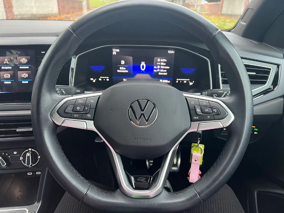 Volkswagen Taigo 2022 - Image 2