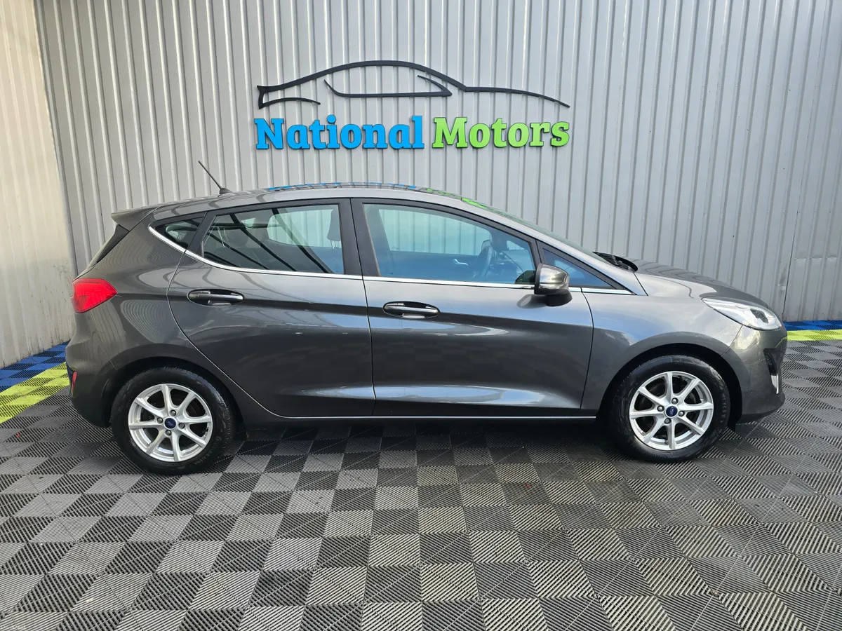 2018 Ford Fiesta 1.1 Petrol ZETEC - Image 3