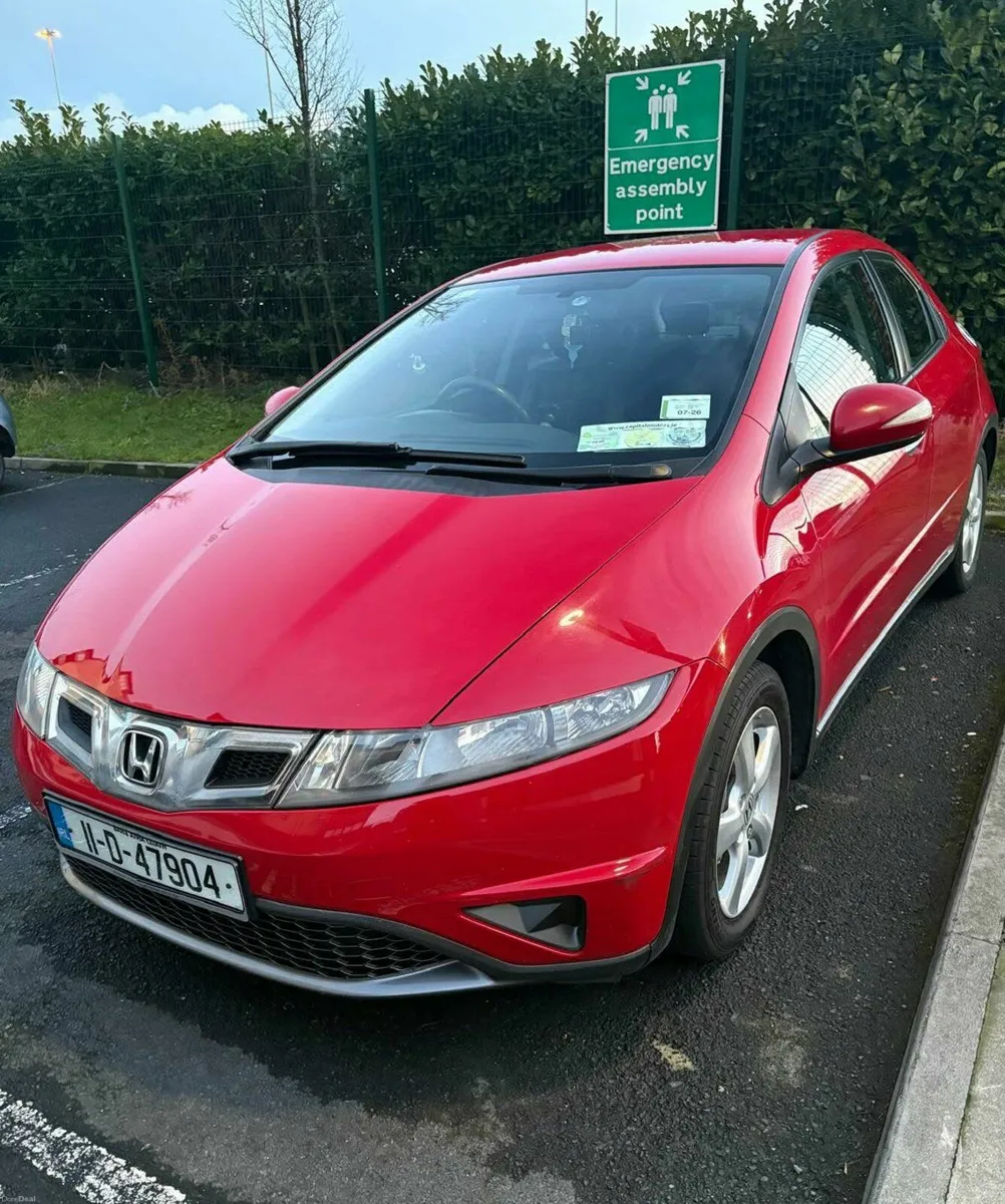 Honda Civic 2011 Automatic 1,4VTEC - Image 1