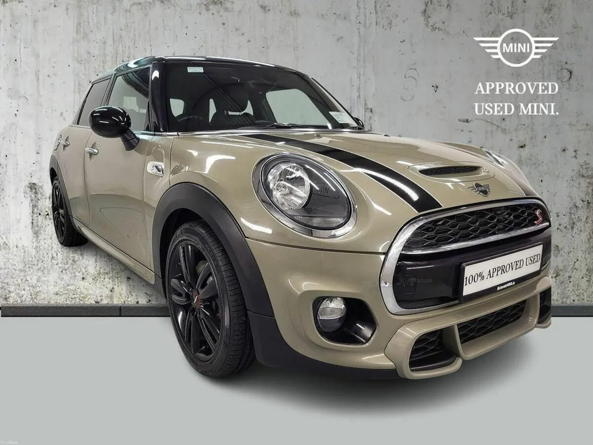 Mini Cooper 5-Door Cooper S Sport - Image 1