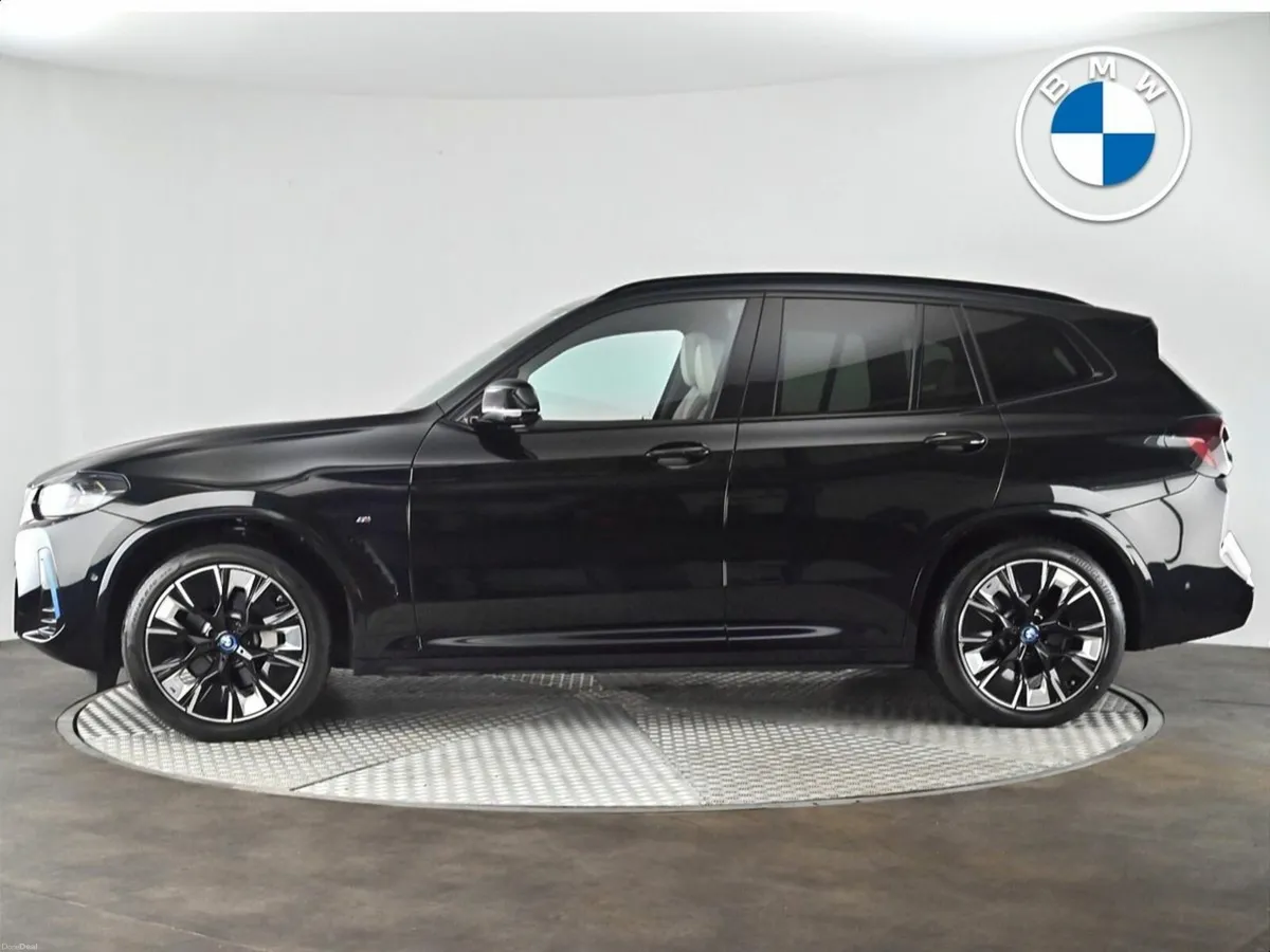 BMW iX3 M Sport Pro - Image 4
