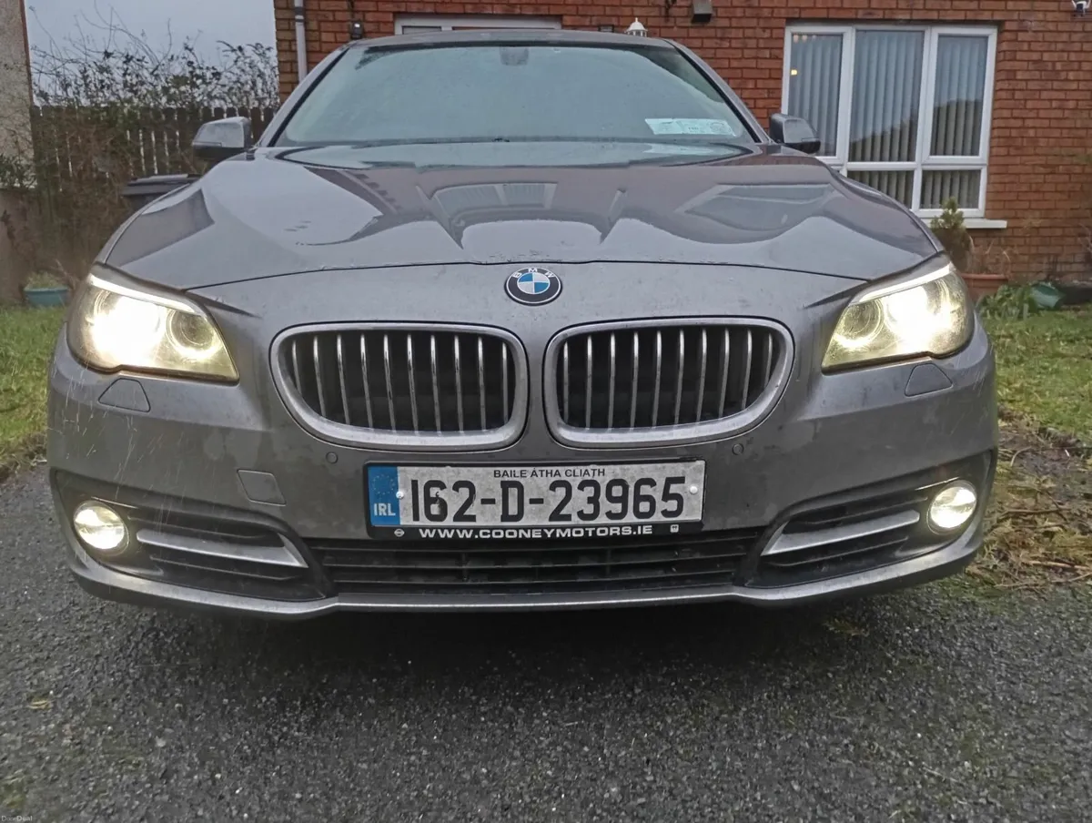 BMW 5-Series 2016 - Image 1