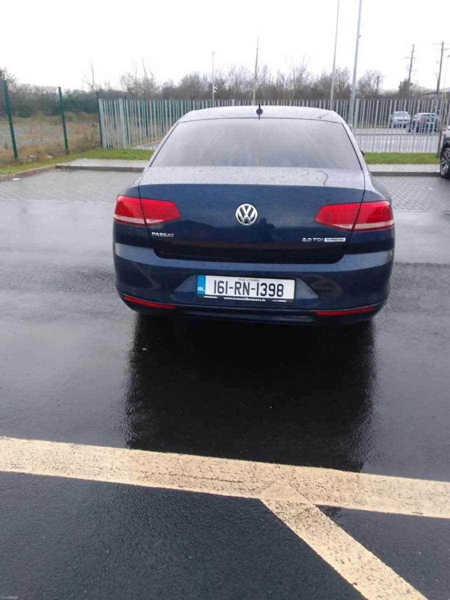 2016 volkswagen passat - Image 4