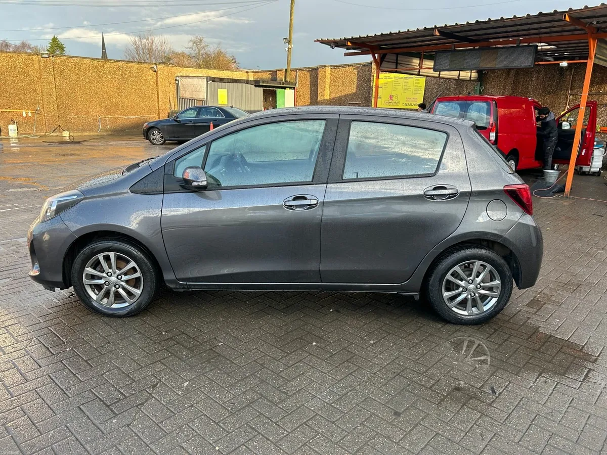 Toyota Yaris 2016 1.0l - Image 2