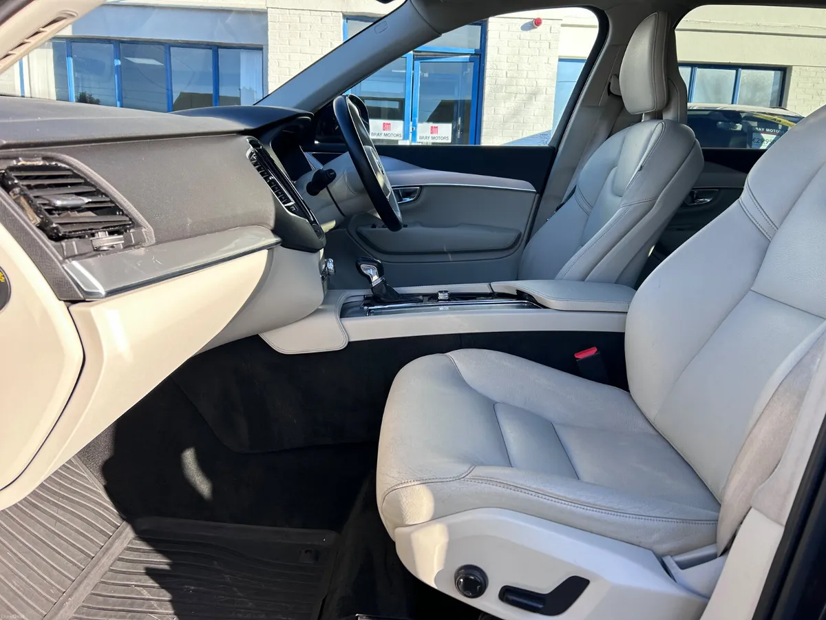 2017 VOLVO XC90 2.0D4 190BHP AUTO 7 SEATER - Image 4