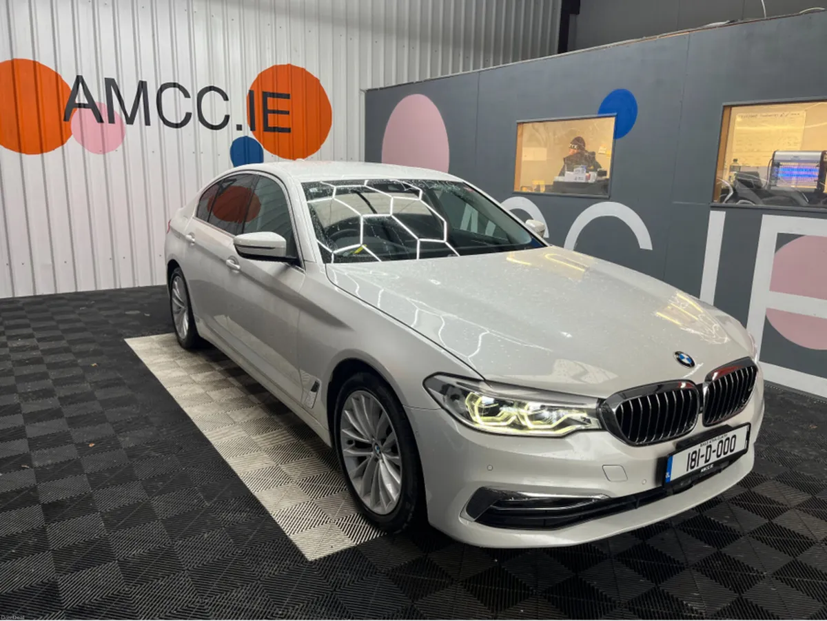 BMW 5-Series 2018 BMW 523D LUXURY 2.0 AUTOMATIC / - Image 1