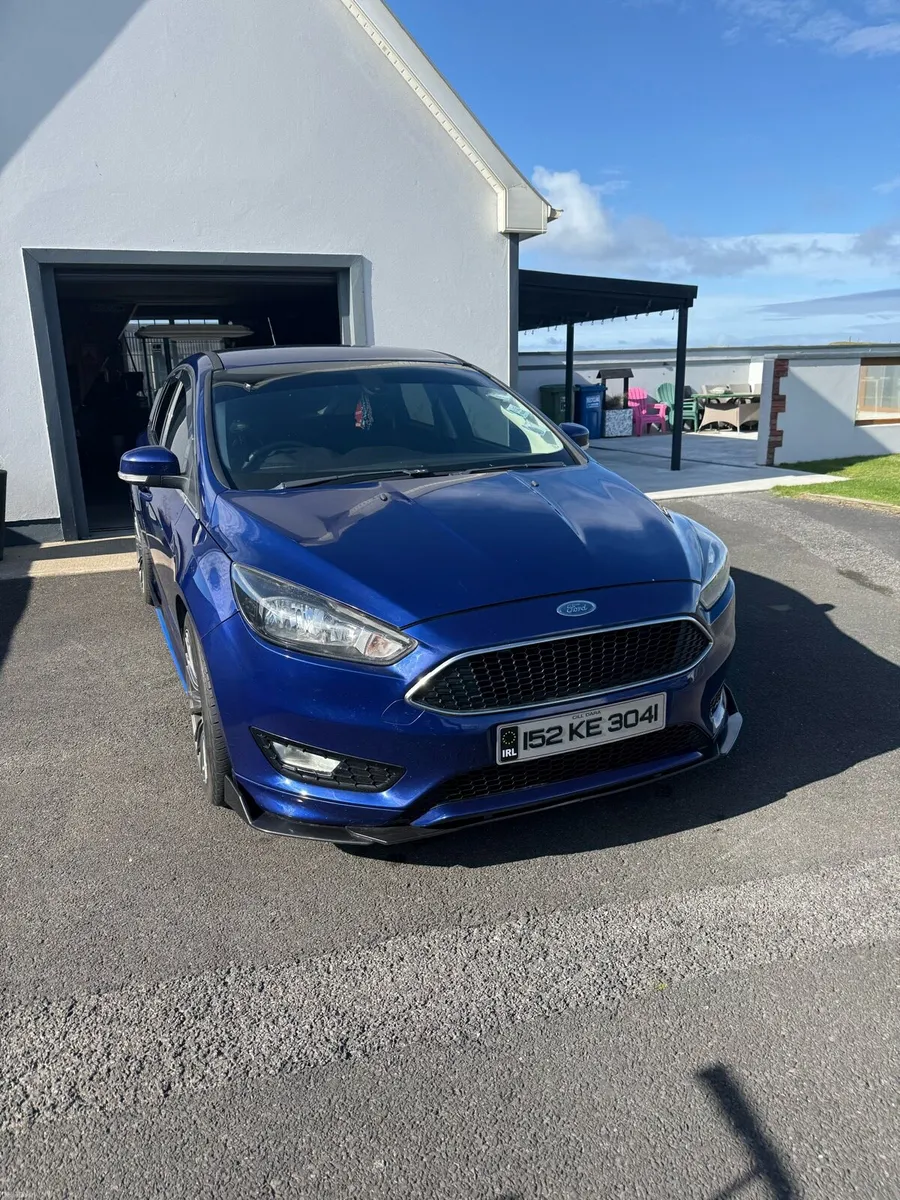 2015 (152) FORD FOCUS - Image 2