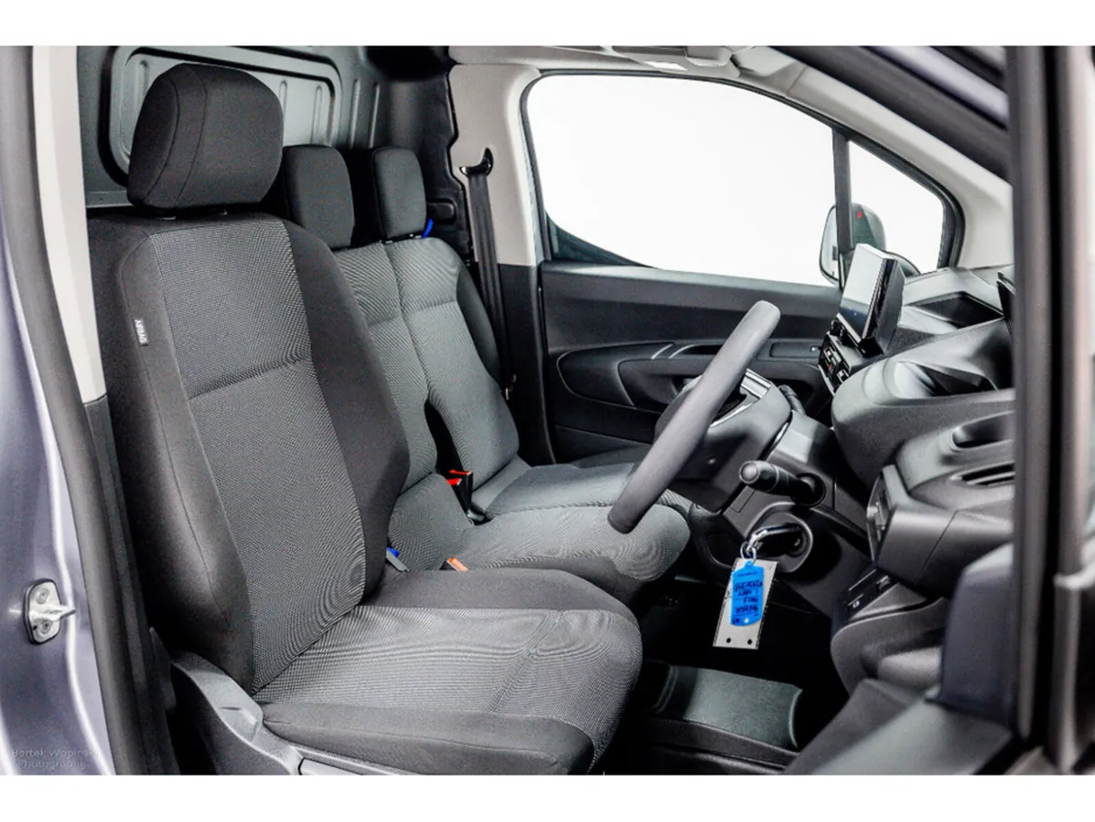 Peugeot Partner *€3, 000 off* Pro Plus 1.5 Diesel - Image 3