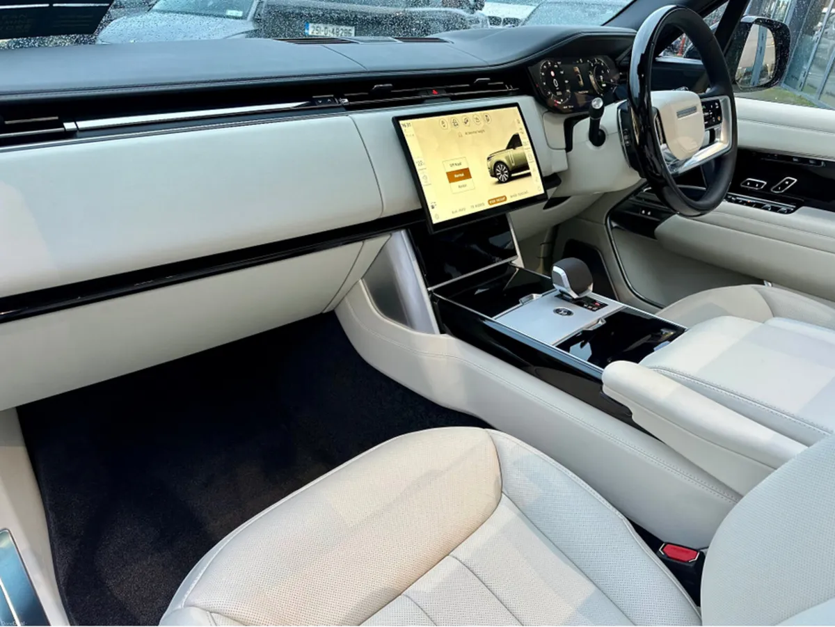 Land Rover Range Rover *Deposit taken* AUTOBIOGRAP - Image 4