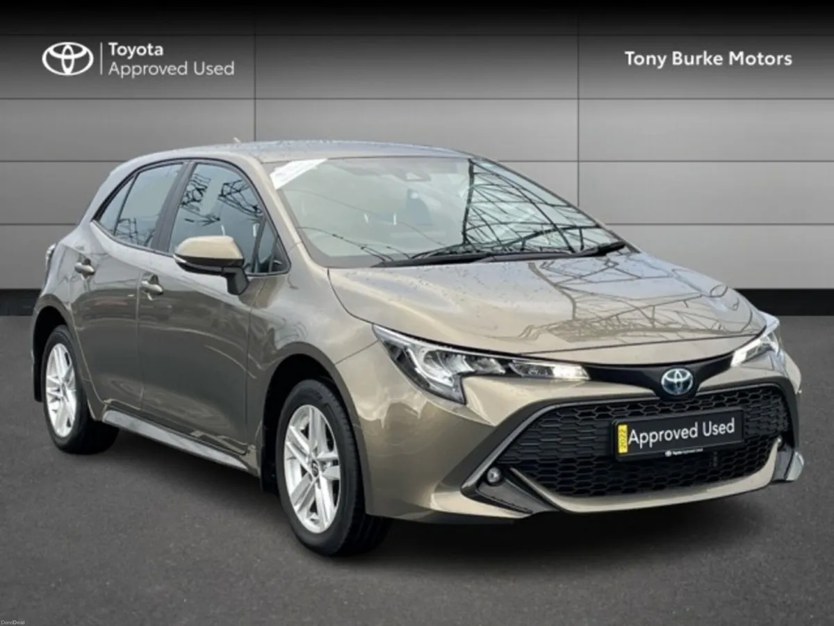 Toyota Corolla Hatchback 5dr Hybrid - Luna Edition - Image 1