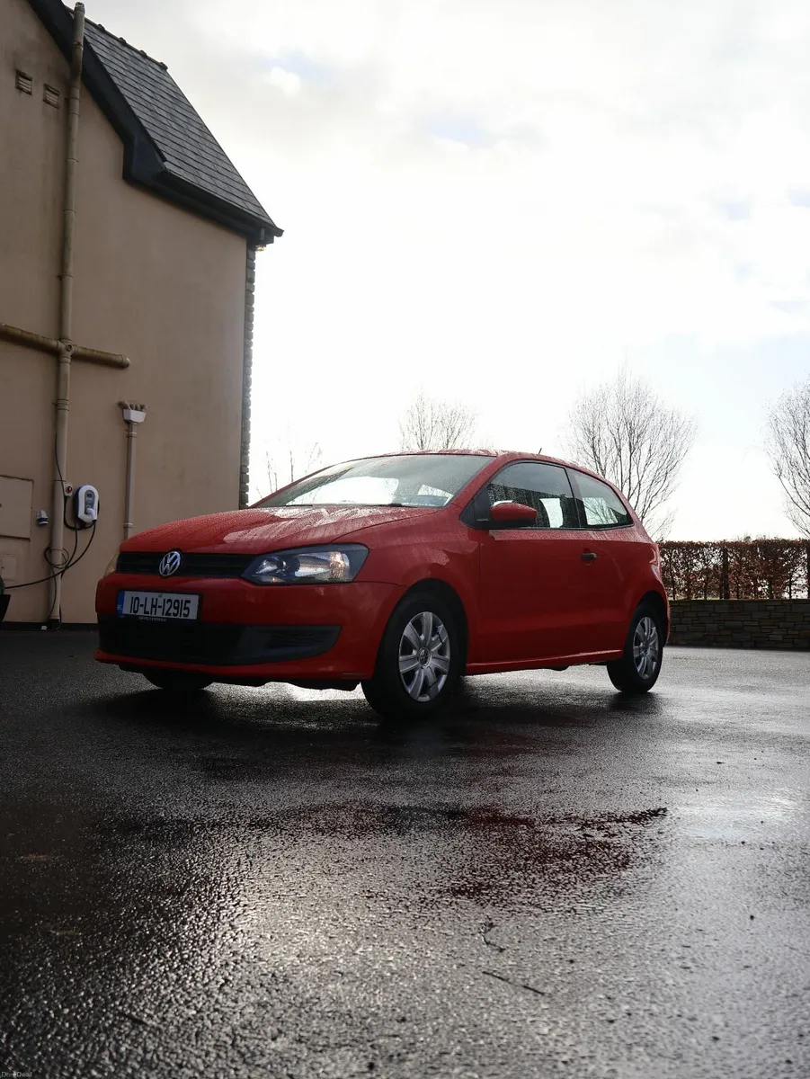 Volkswagen Polo 2010 - Image 1