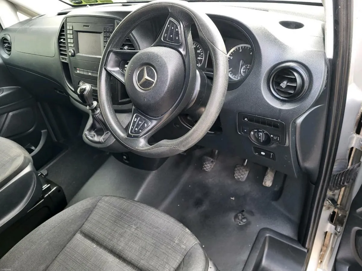 Mercedes Benz Vito - Image 2