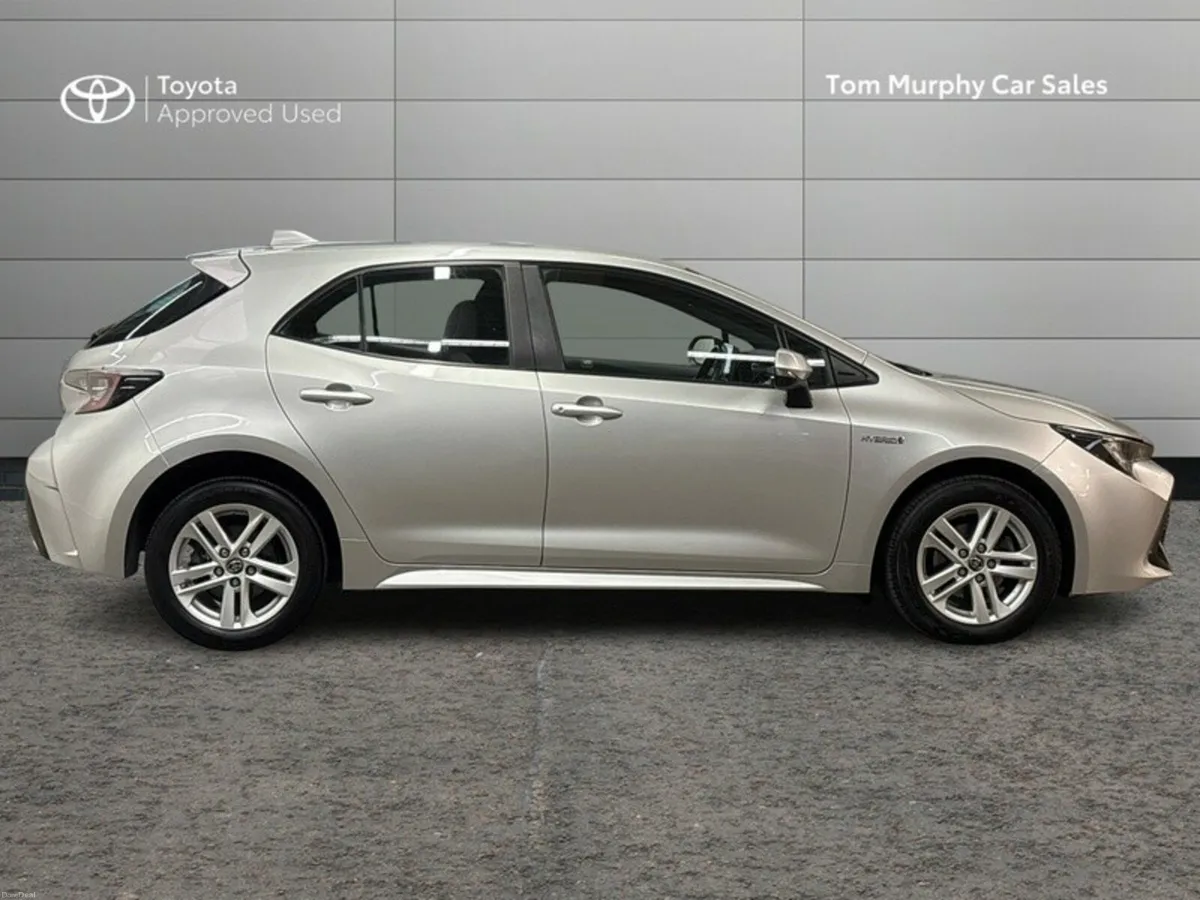 Toyota Corolla COROLLA HYBRID LUNA H/B - Image 3