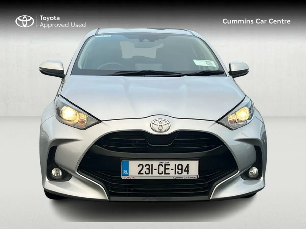Toyota Yaris 1.0 LUNA SPORT 4DR - Image 5