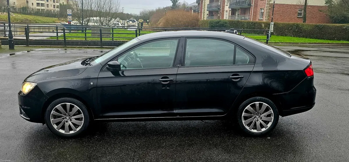 SEAT TOLEDO 1.6 TDI 105 HP 2015 - Image 2