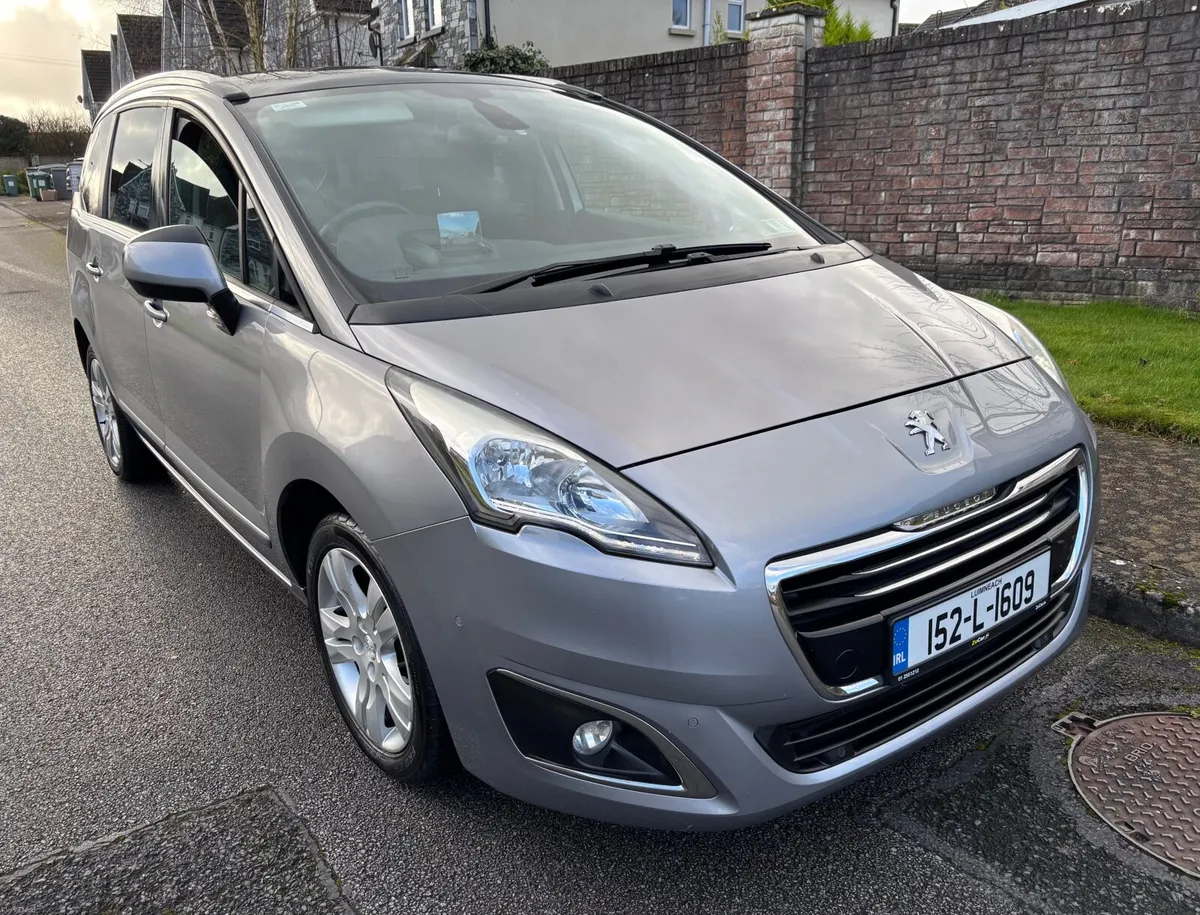 Peugeot 5008 1.6Hdi Active 2015 7 Seater - Image 1
