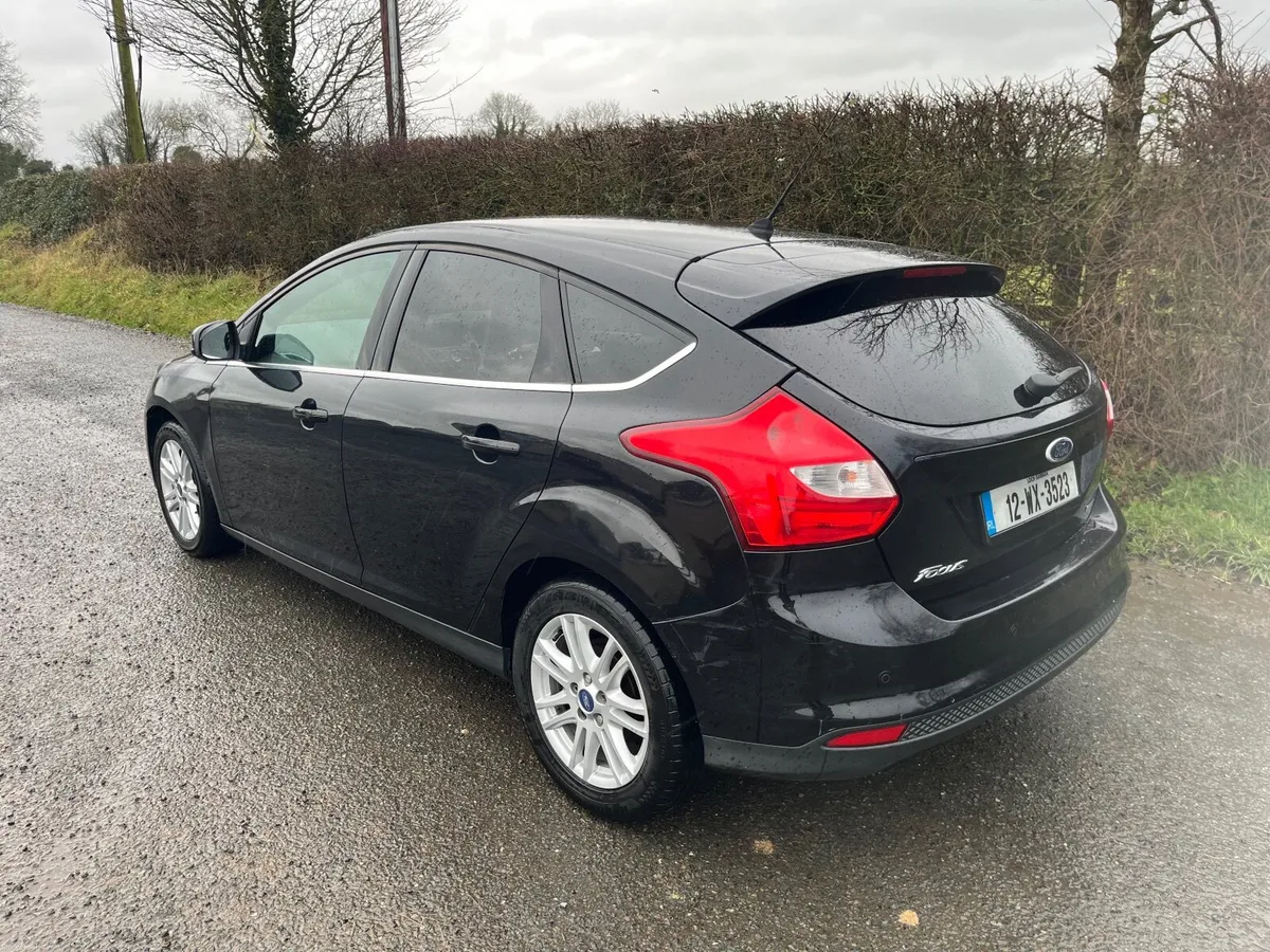 Ford Focus 2012 - Image 3