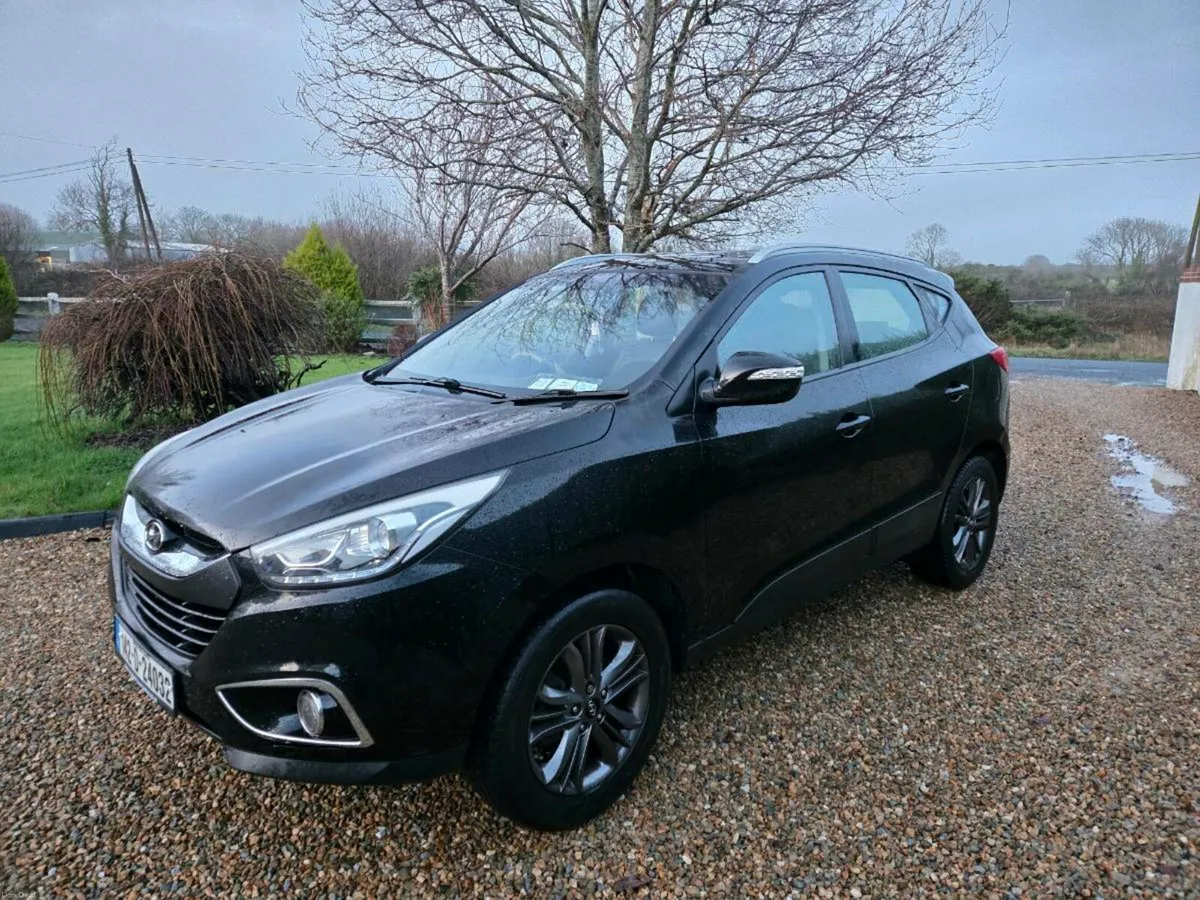 Hyundai ix35 NCT 01/27 Low Miles - Image 2