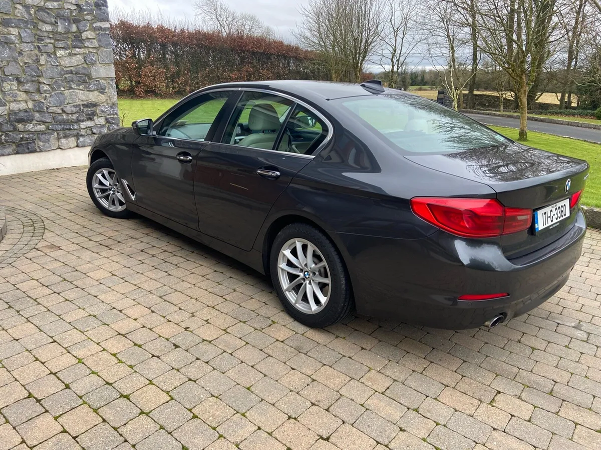 BMW 520 Se - Image 2
