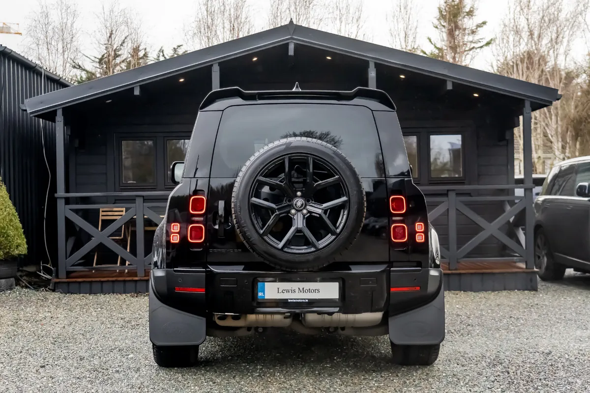 2025 Land Rover Defender 90 S D250 (PRICE EX VAT) - Image 3